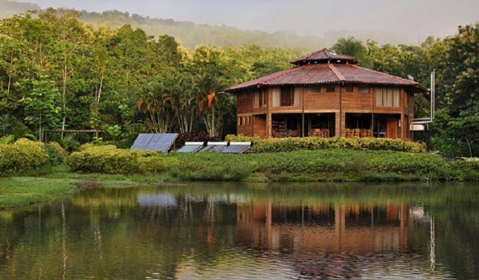 Macaw-lodge