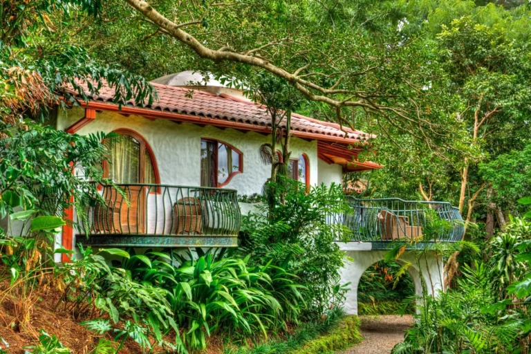 What Is an Eco-Lodge? A Traveler’s Guide to Costa Rica’s Nature-Based Hotels, photo 5